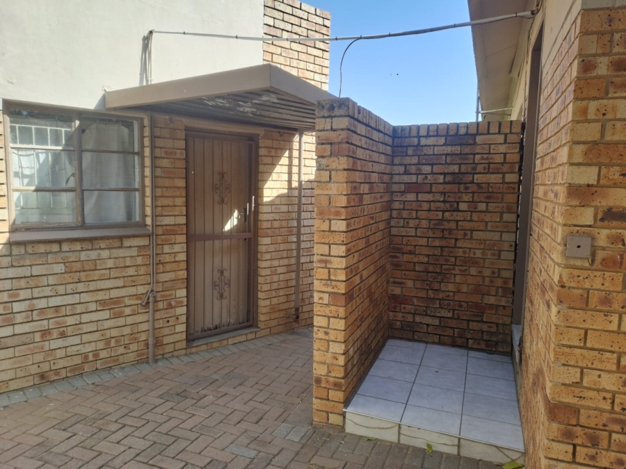 4 Bedroom Property for Sale in Jan Cillierspark Free State